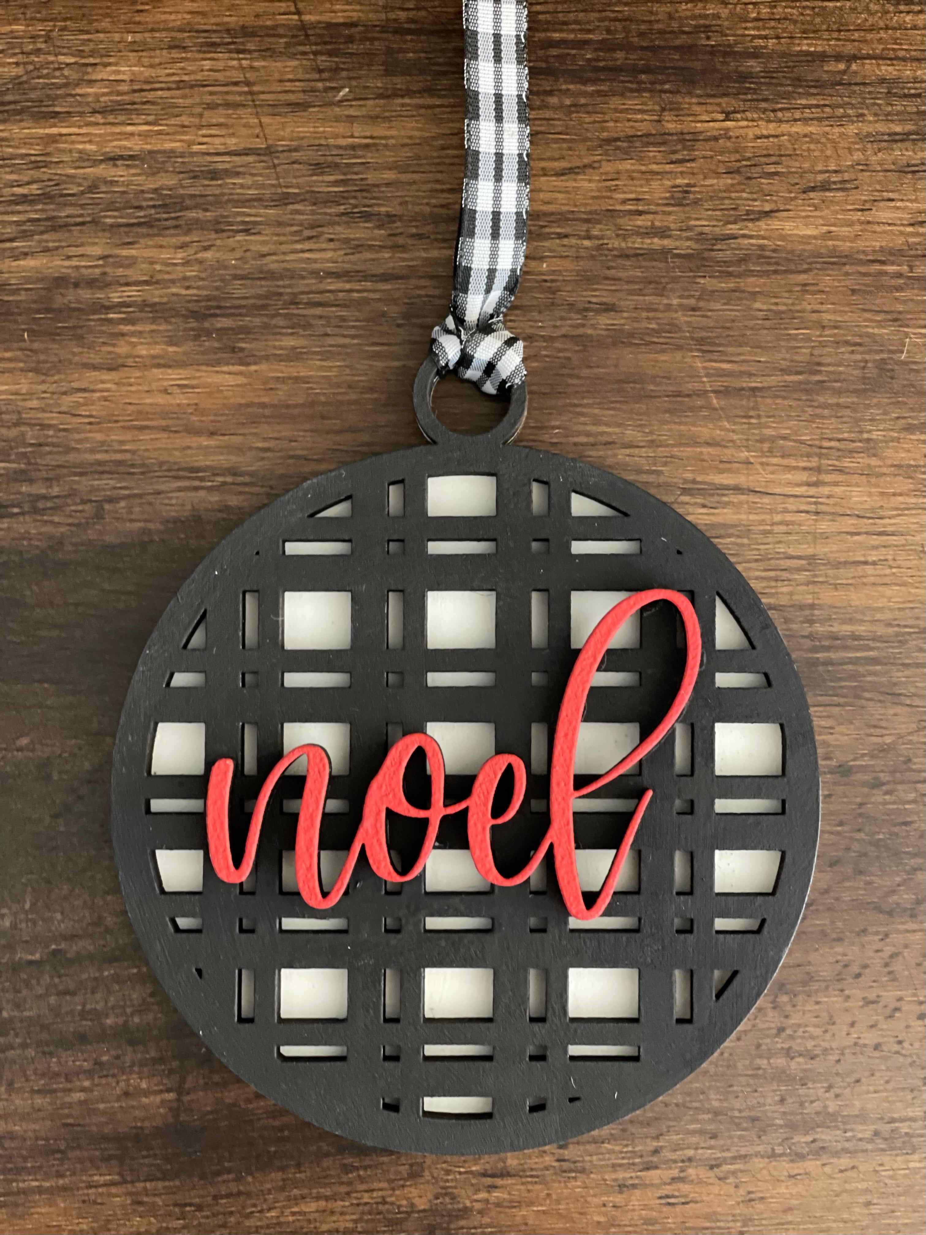 This is the black plaid noel ornament without a twine bow.