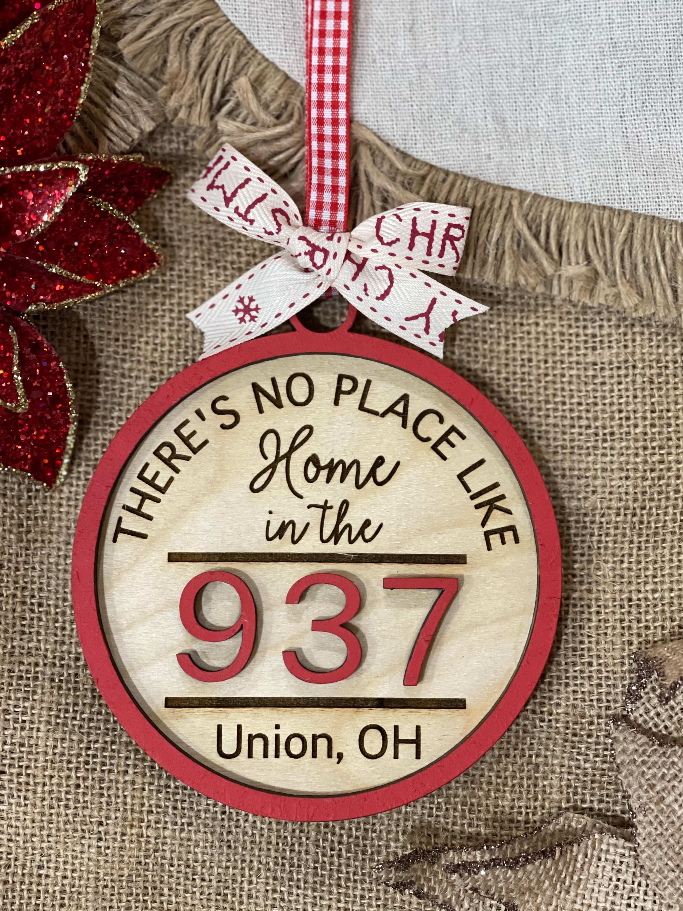 This is an alternate image of the area code ornament. 