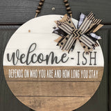 Welcome-ish Shiplap Door Hanger shows the 18" round on a front door.